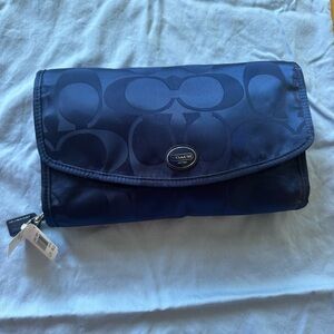 NWT Coach Getaway Signature Nylon Cosmetic Bag